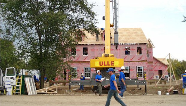 building of brand new home